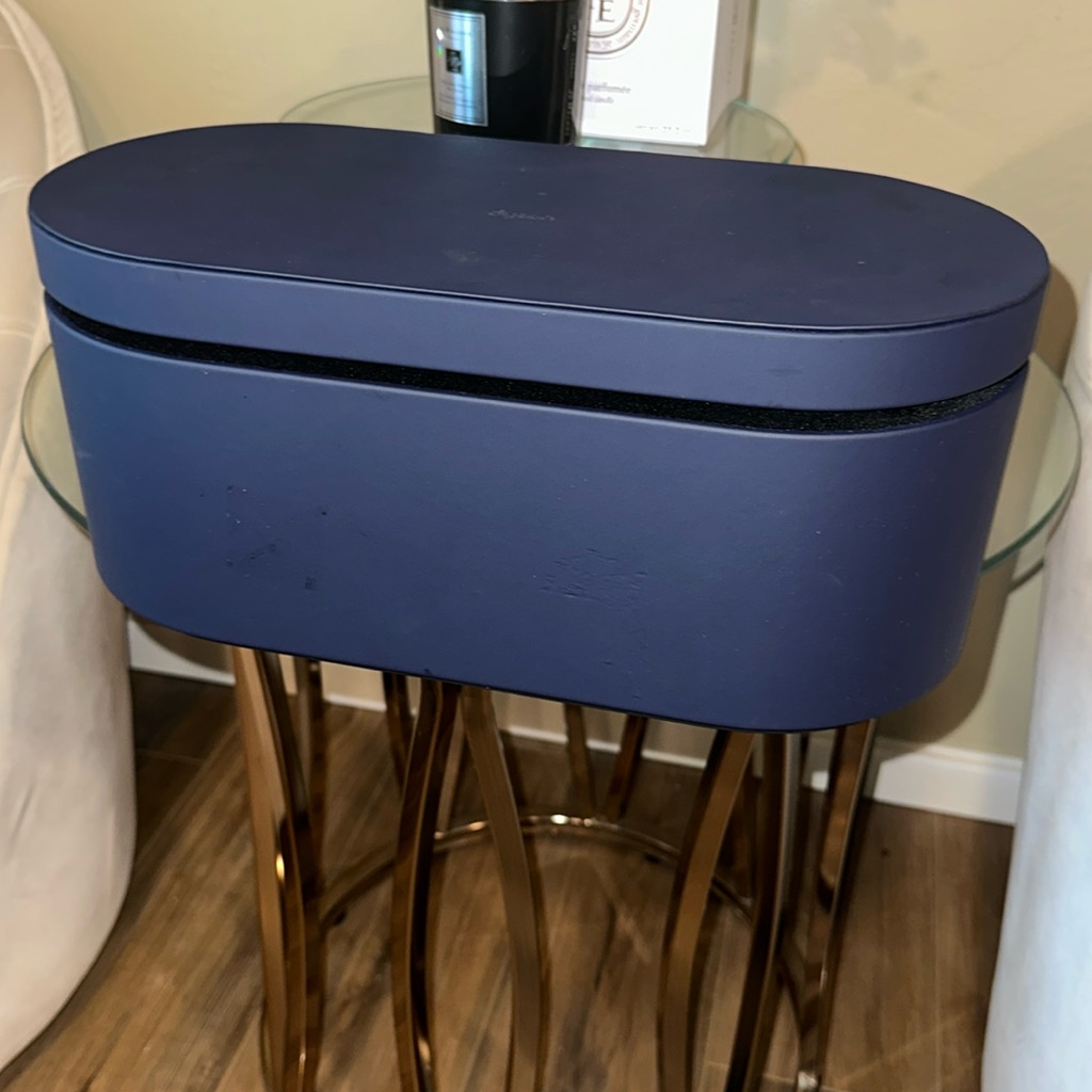 Dyson Airwrap Presentation Case